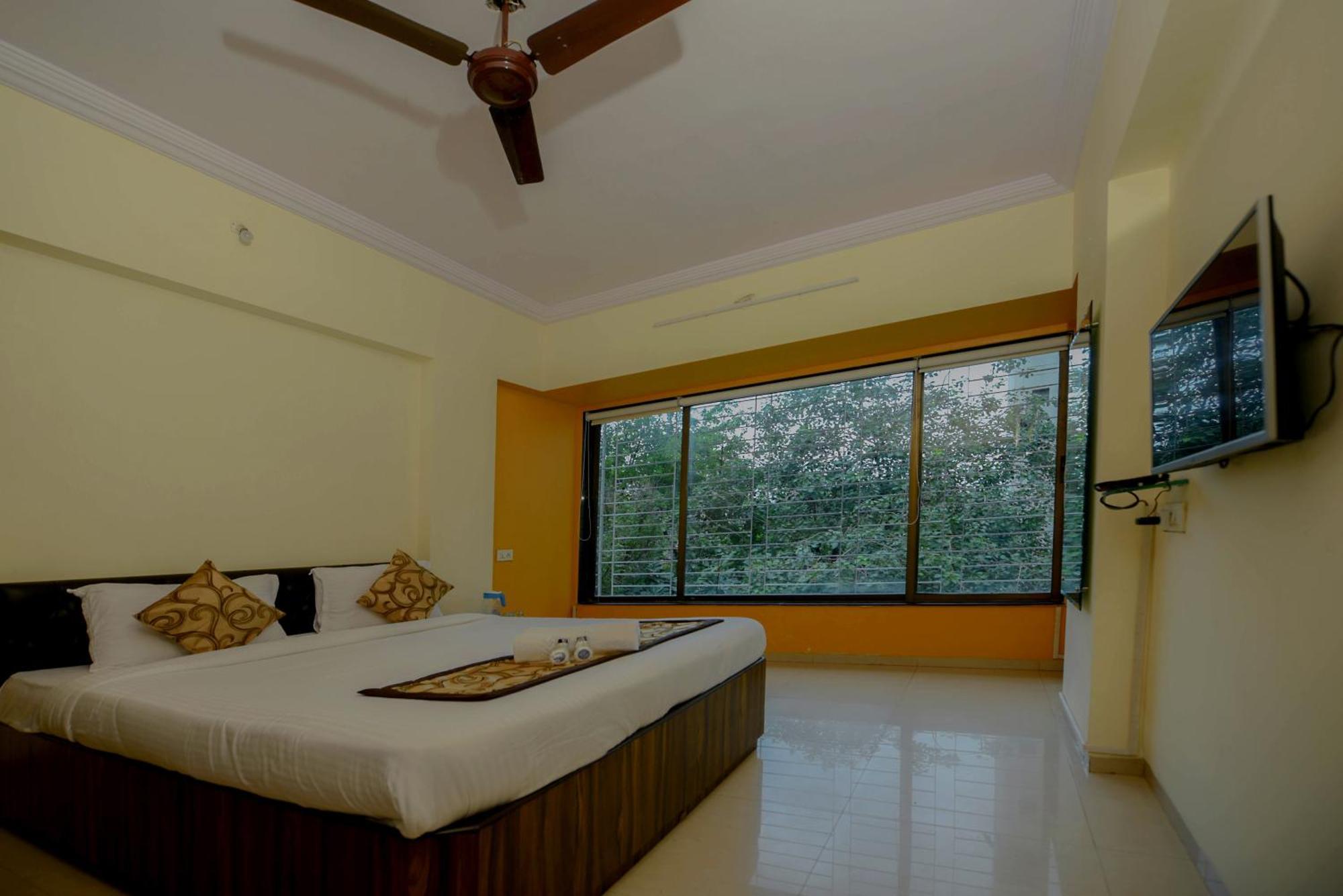 Lalsai Residency Andheri Mumbai  Buitenkant foto