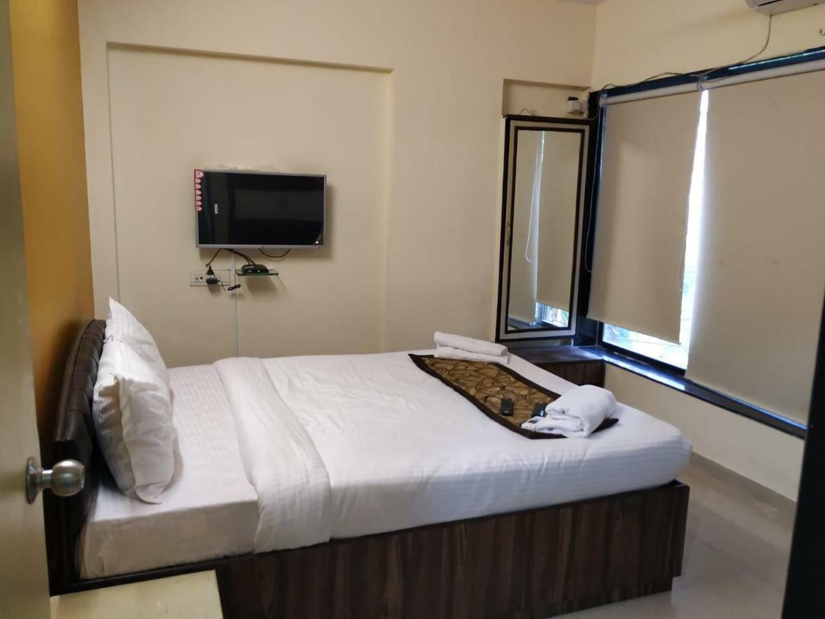 Lalsai Residency Andheri Mumbai  Buitenkant foto